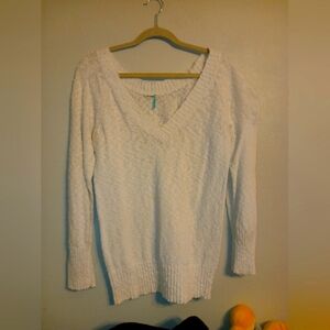 Vintage Old Navy Womens sweater Made in hong kong V neck